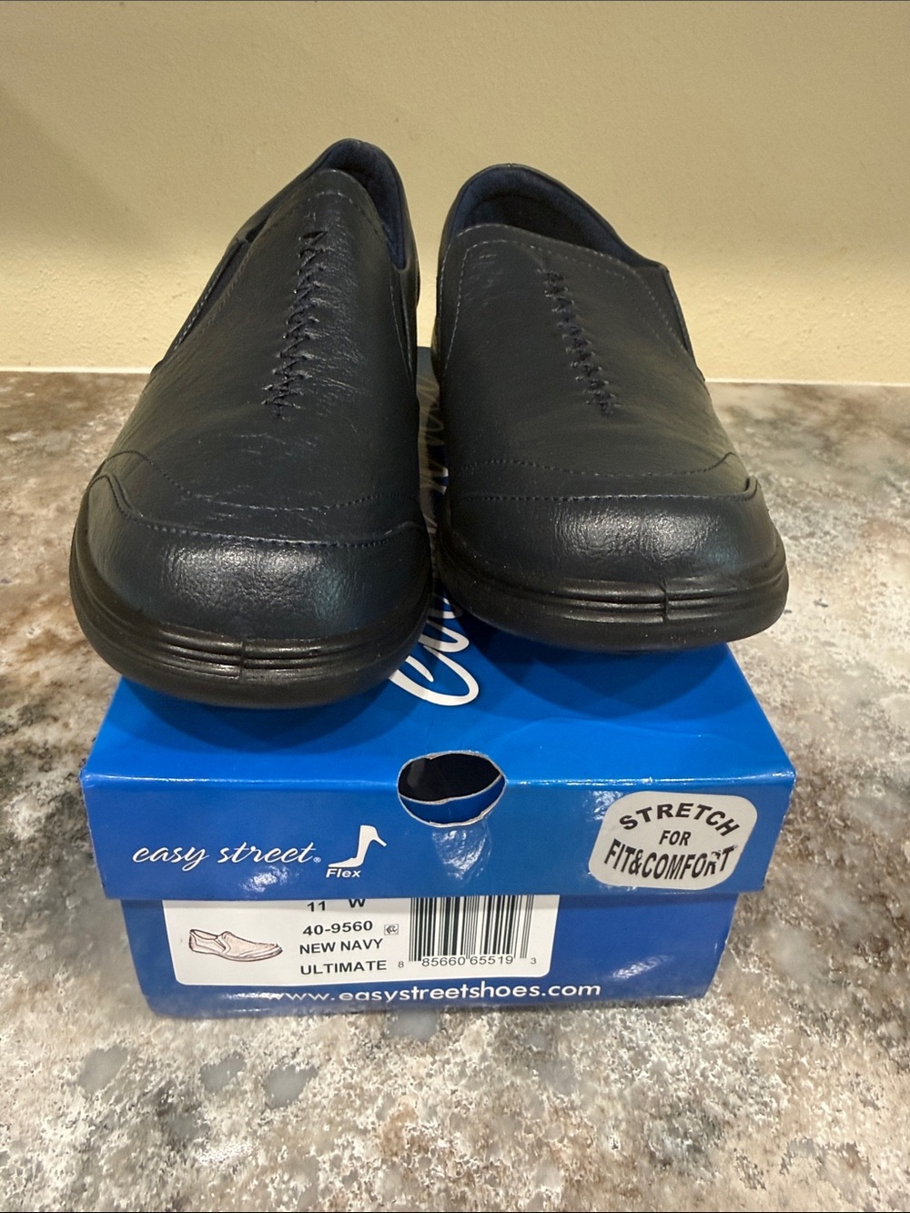 easy street Navy Women's Slip-On Loafers